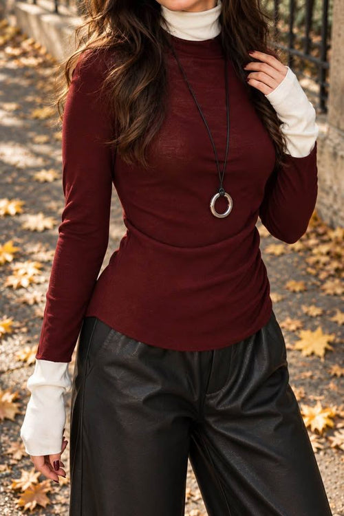 100% Wool Fine-Knit Sweater with White Collar & Cuffs
