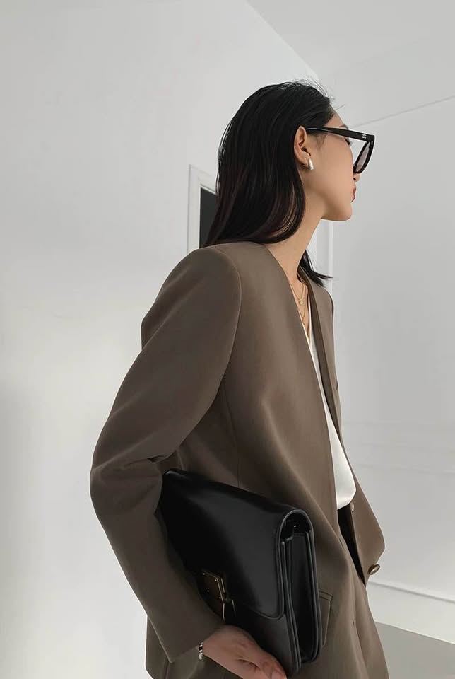 Taupe V-Neck Relaxed Blazer